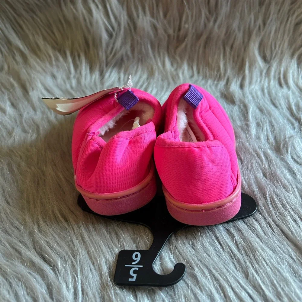 Wonder Nation Puffer Slippers Girl Size 5-6 Pink Plush Fuzzy Lined Slip On Shoes